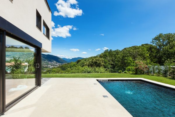 Cost of Poolside Concrete Repair in College Station